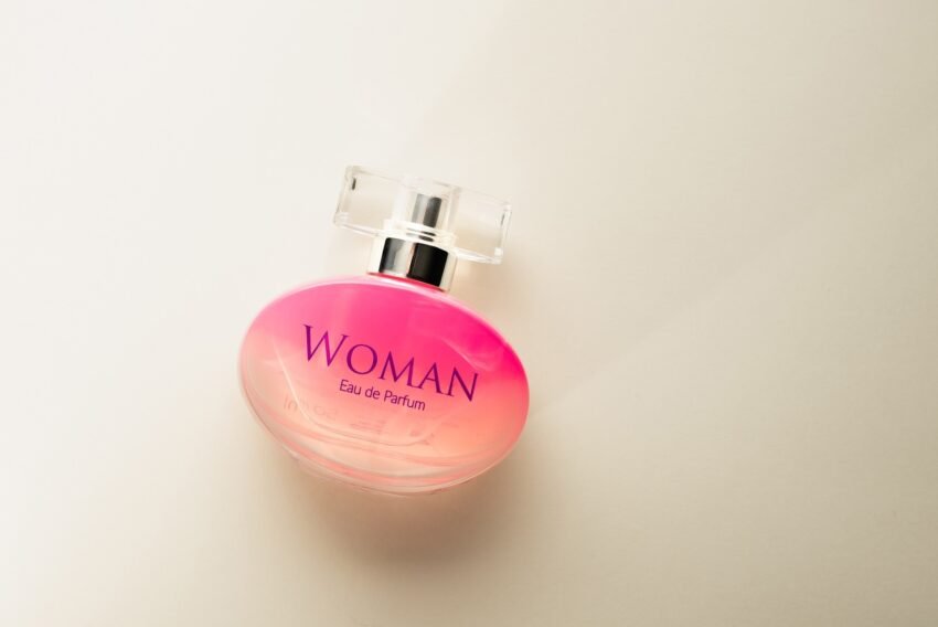 WOMAN 50ML Perfume Samochodowy - Image 4